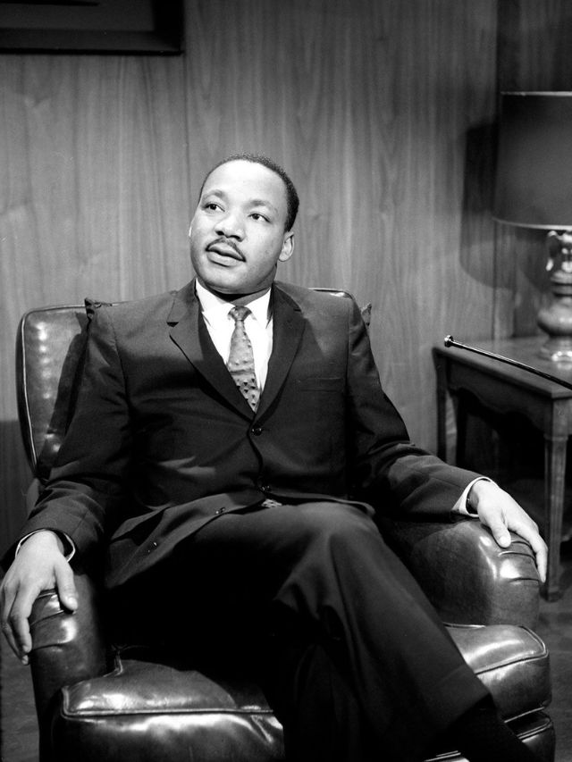 10 Powerful Quotes by Martin Luther King Jr.